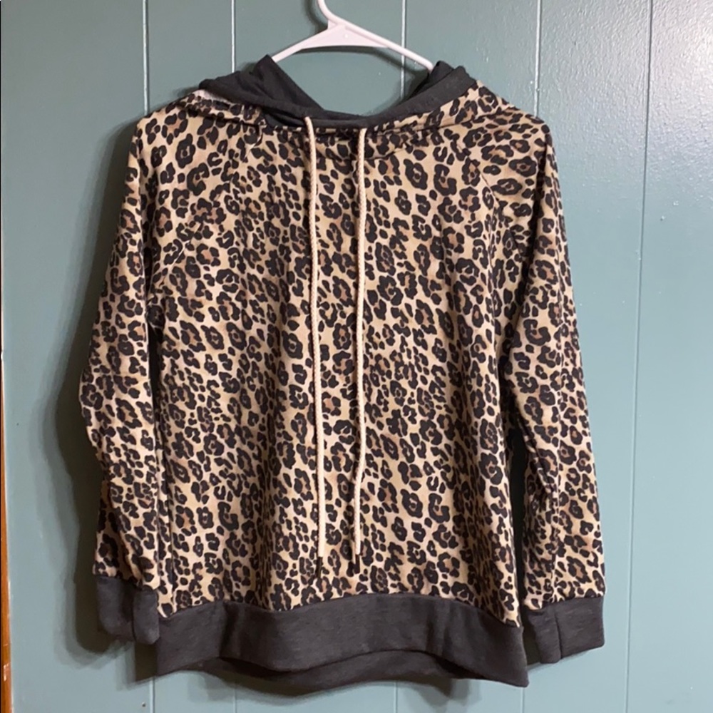NWOT leopard & gray hoodie